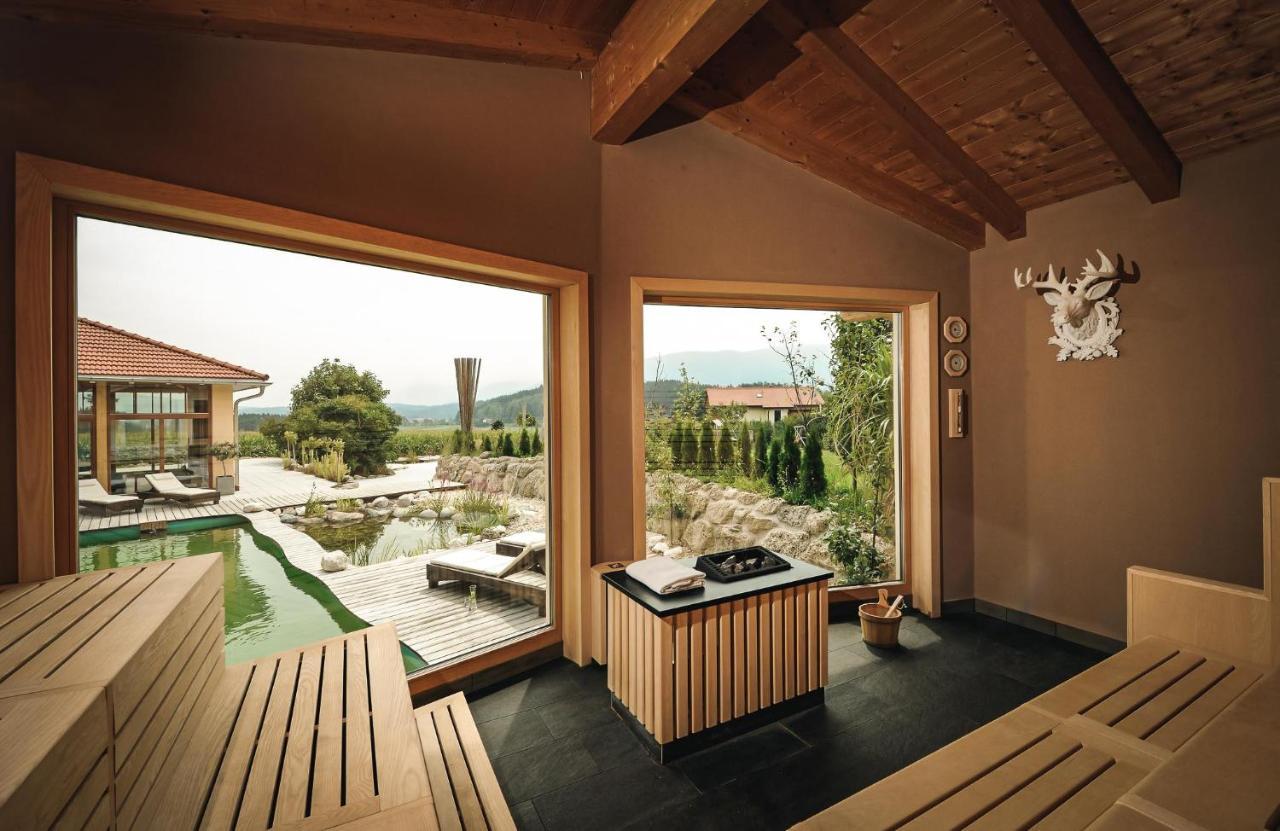 Wellness Natur Resort Gut Edermann Teisendorf Bagian luar foto