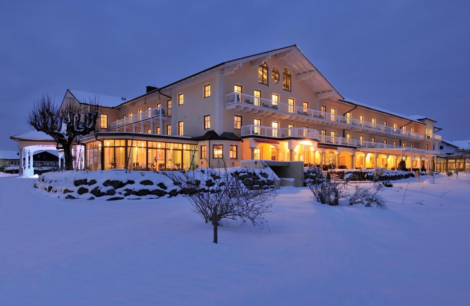 Wellness Natur Resort Gut Edermann Teisendorf Bagian luar foto
